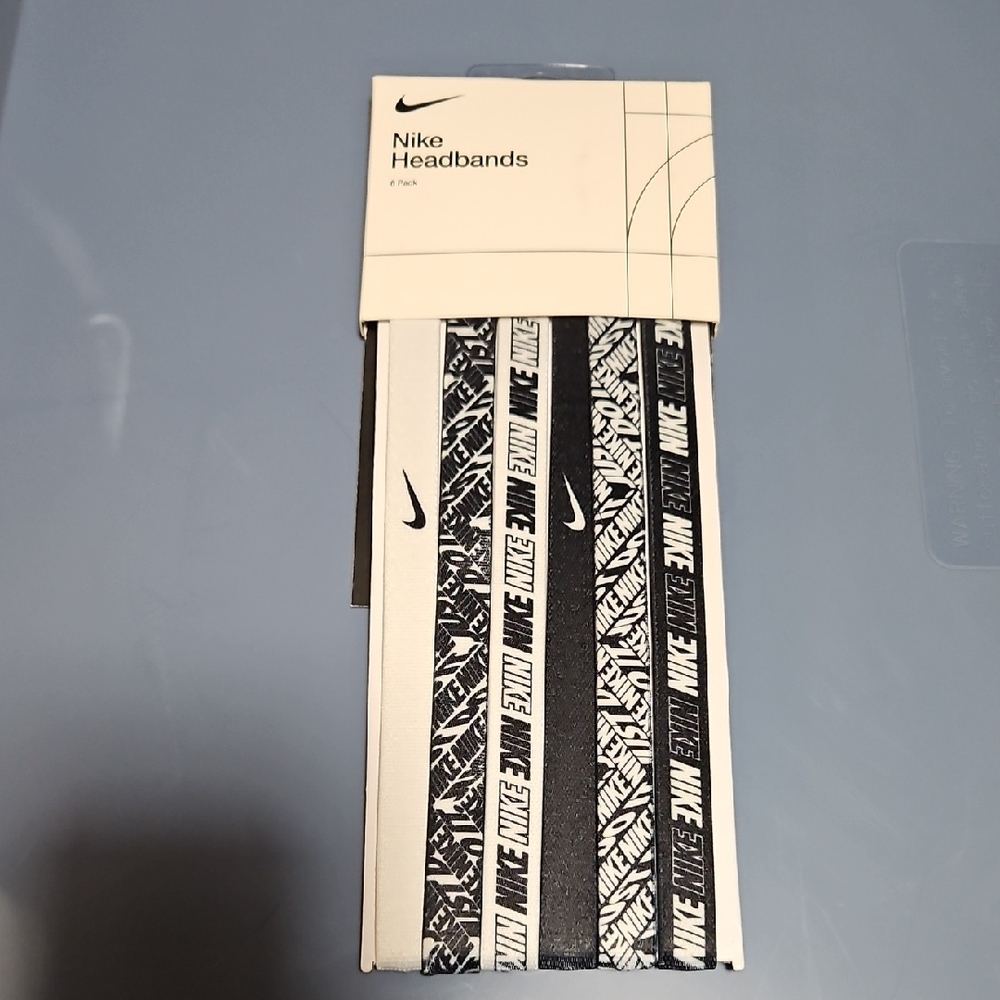 Nike Women’s Swoosh Headbands – 6 Pack: BLACK/WHITE: NEW IN PACKAGE
